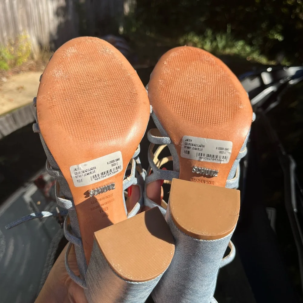 Light Blue/Denim Schutz Pumps - Picture 4 of 8